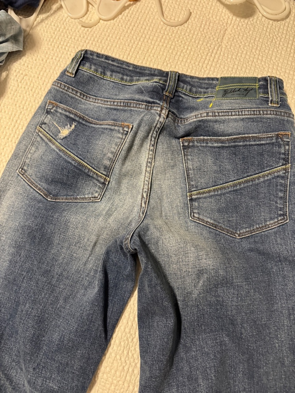 Anthropologie Women's Blue Faded Straight-Leg Jeans - Picture 3 of 5